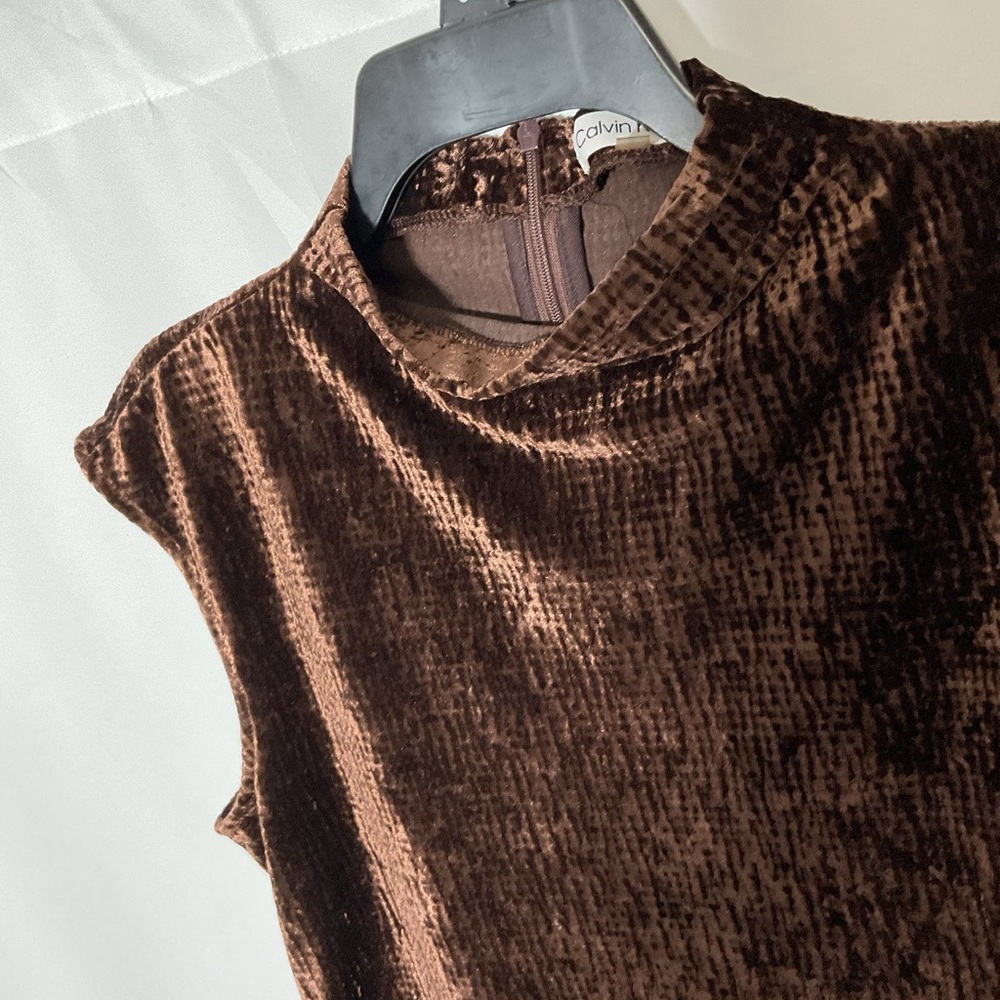 Calvin Klein Brown Ribbed Sleeveless Blouse. Size Medium